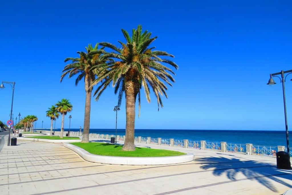 Monolocale Micare 19 Apartment Рочела Йоника Екстериор снимка
